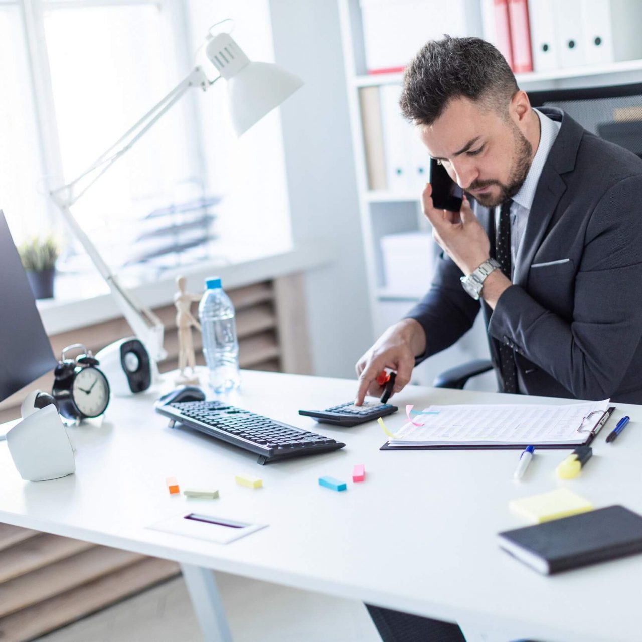 https://avantage.bold-themes.com/hr/wp-content/uploads/sites/5/2019/04/img-blog-31-1280x1280.jpg